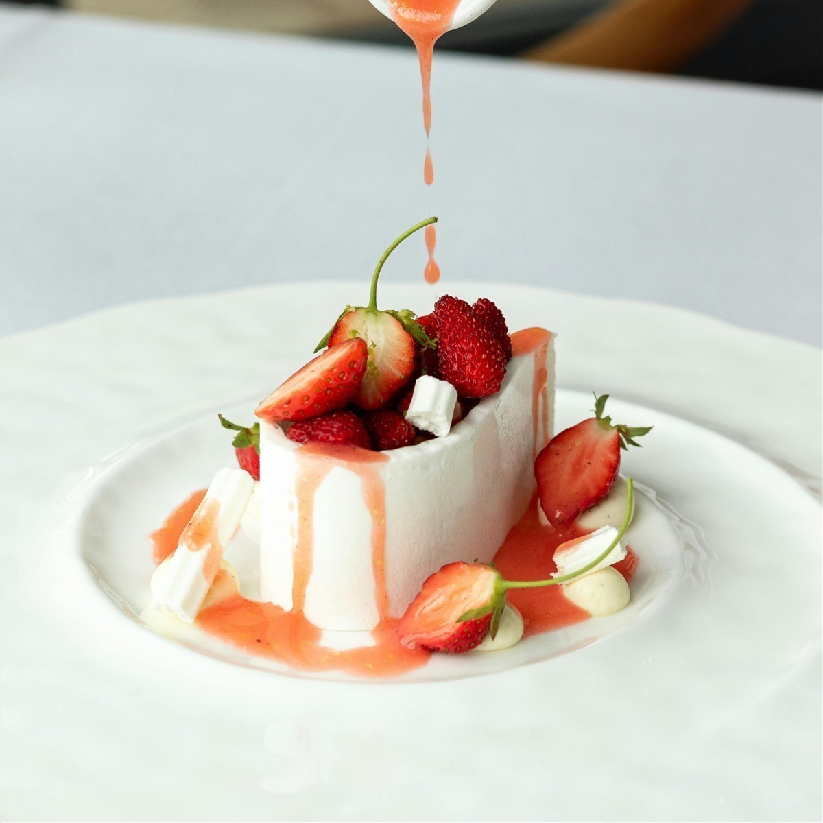 MARCO POLO Erdbeeren leicht gezuckert 6x 980g, eingelegte Erdbeeren, Obstkonserve